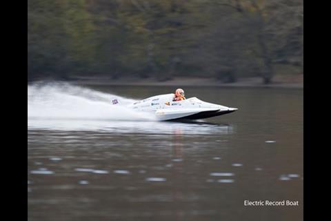 Helen Loney in her Formula 1 race boat ‘Crescendo’